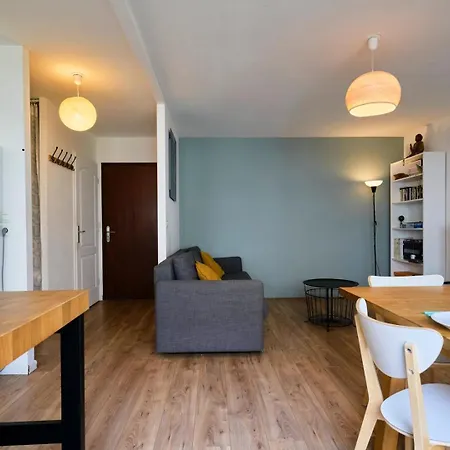 Balconyparking Space Near Train Station Appartement Rijsel