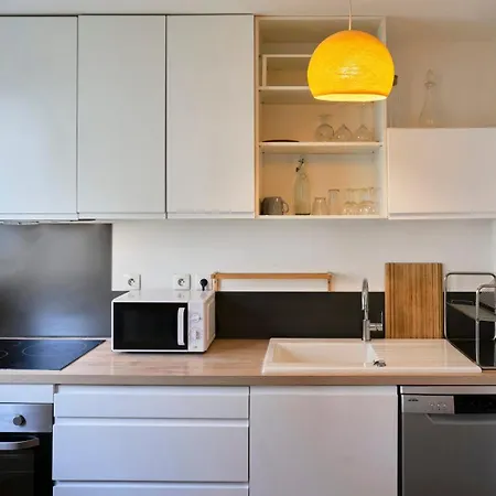 Balconyparking Space Near Train Station Rijsel